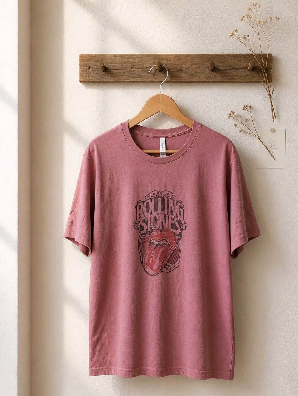 the Rolling Stones Graphic Tee - Dusty Rose Softest Shirt Sz XL